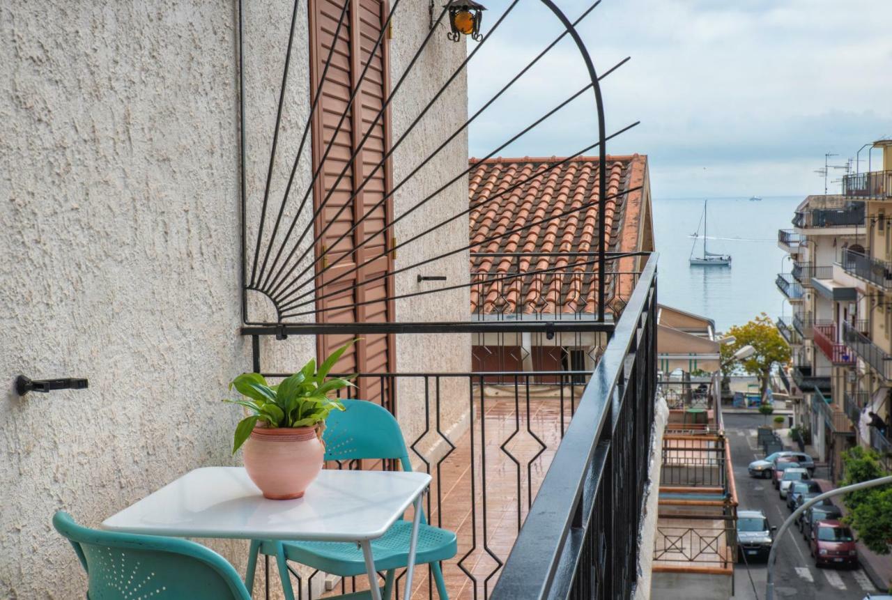 Casa Maccers Giardini Naxos Exterior foto